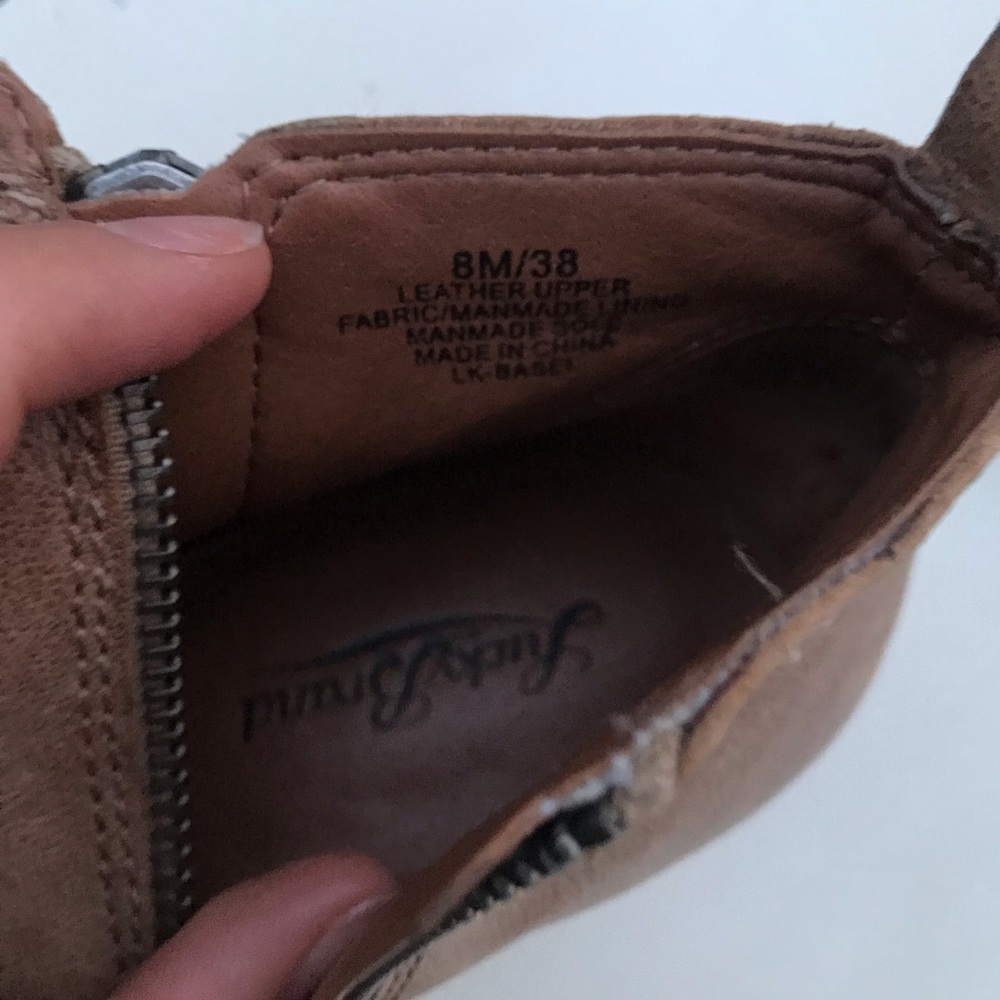 Tan booties - Picture 4 of 4